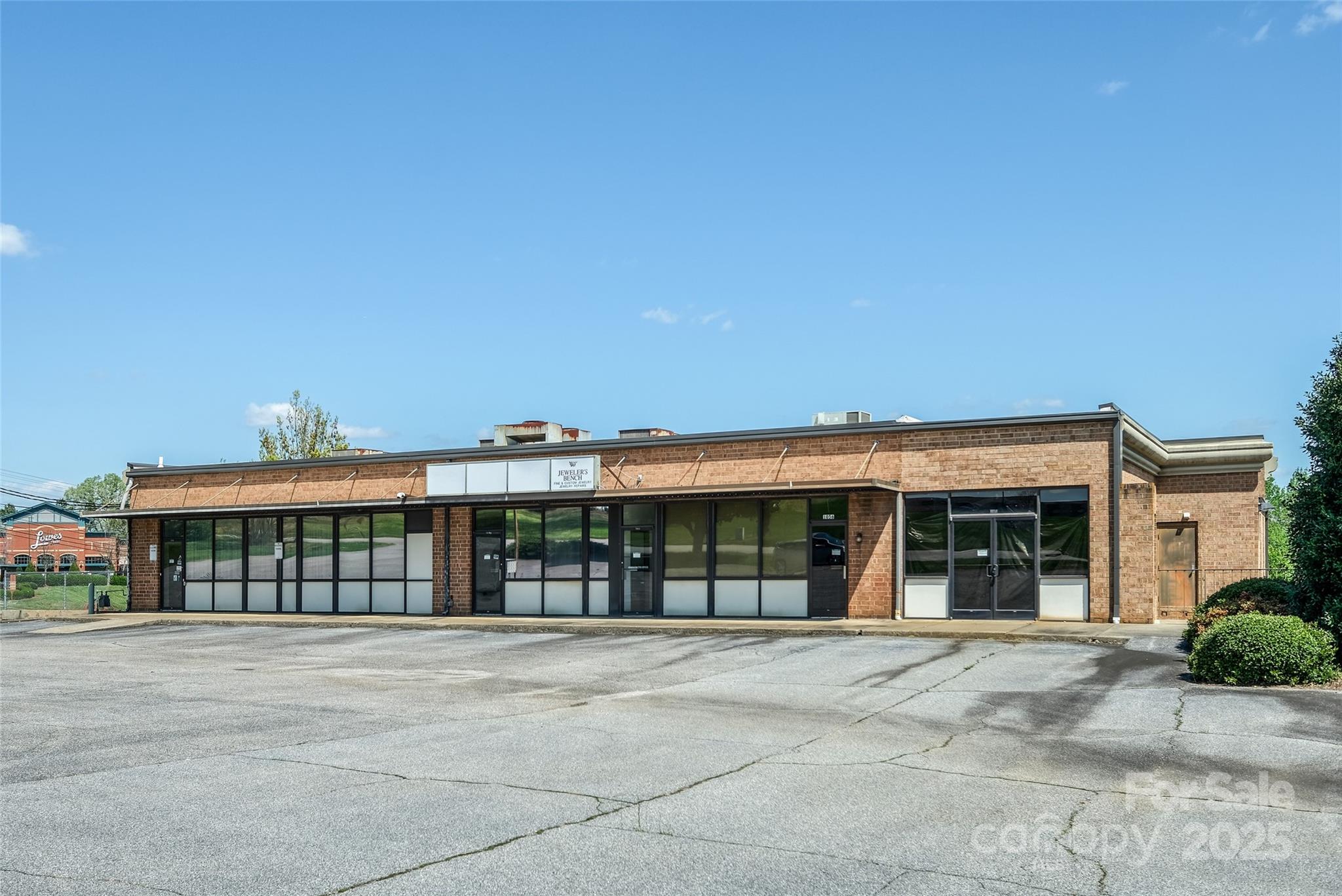 2650 S Highway 127 Highway Hickory NC 28602