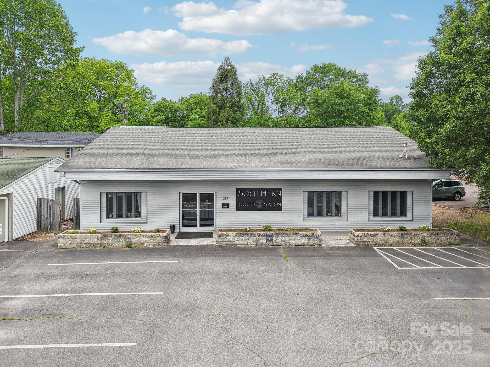 287 N Caldwell Street Brevard NC 28712