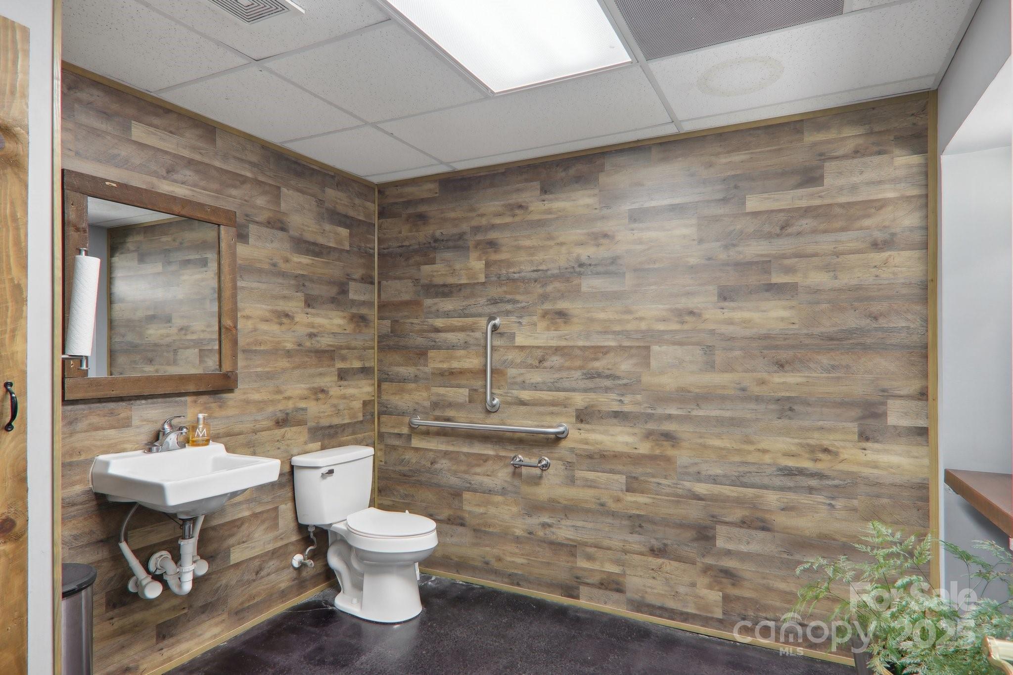 287 N Caldwell Street Brevard NC 28712