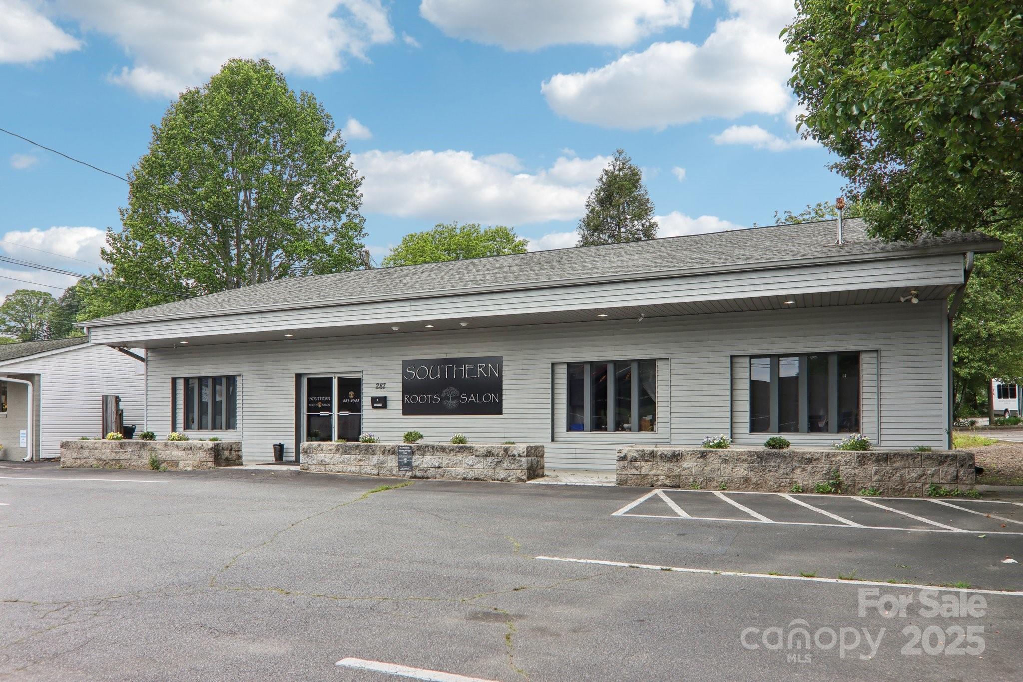 287 N Caldwell Street Brevard NC 28712