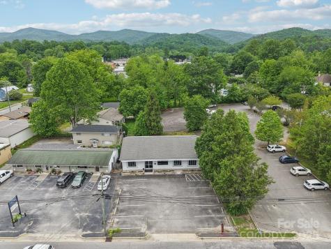 287 N Caldwell Street Brevard NC 28712