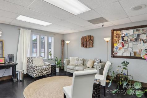 287 N Caldwell Street Brevard NC 28712