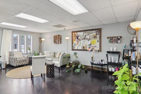 287 N Caldwell Street Brevard NC 28712