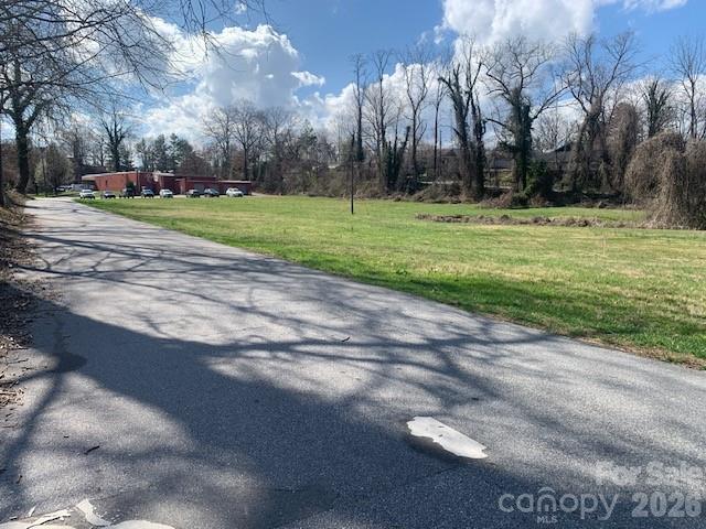 3.02AC 9th Avenue E Hendersonville NC 28792