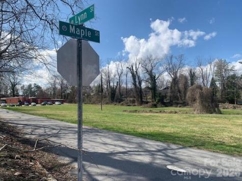 3.02AC 9th Avenue E Hendersonville NC 28792