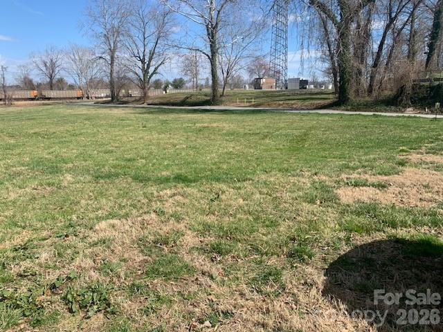 3.02AC 9th Avenue E Hendersonville NC 28792