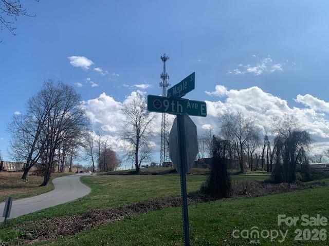 3.02AC 9th Avenue E Hendersonville NC 28792