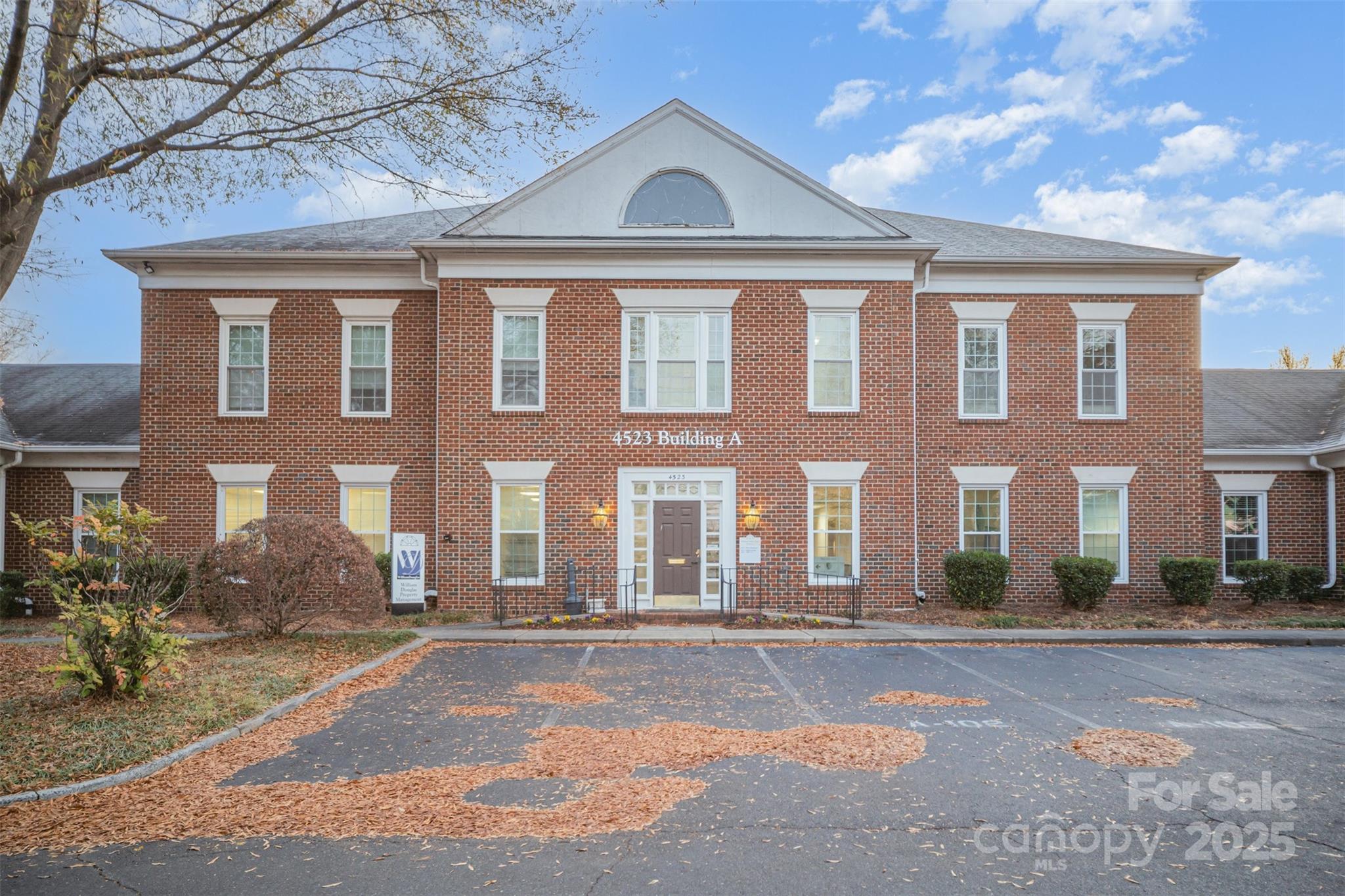 4523 Park Road Charlotte NC 28209