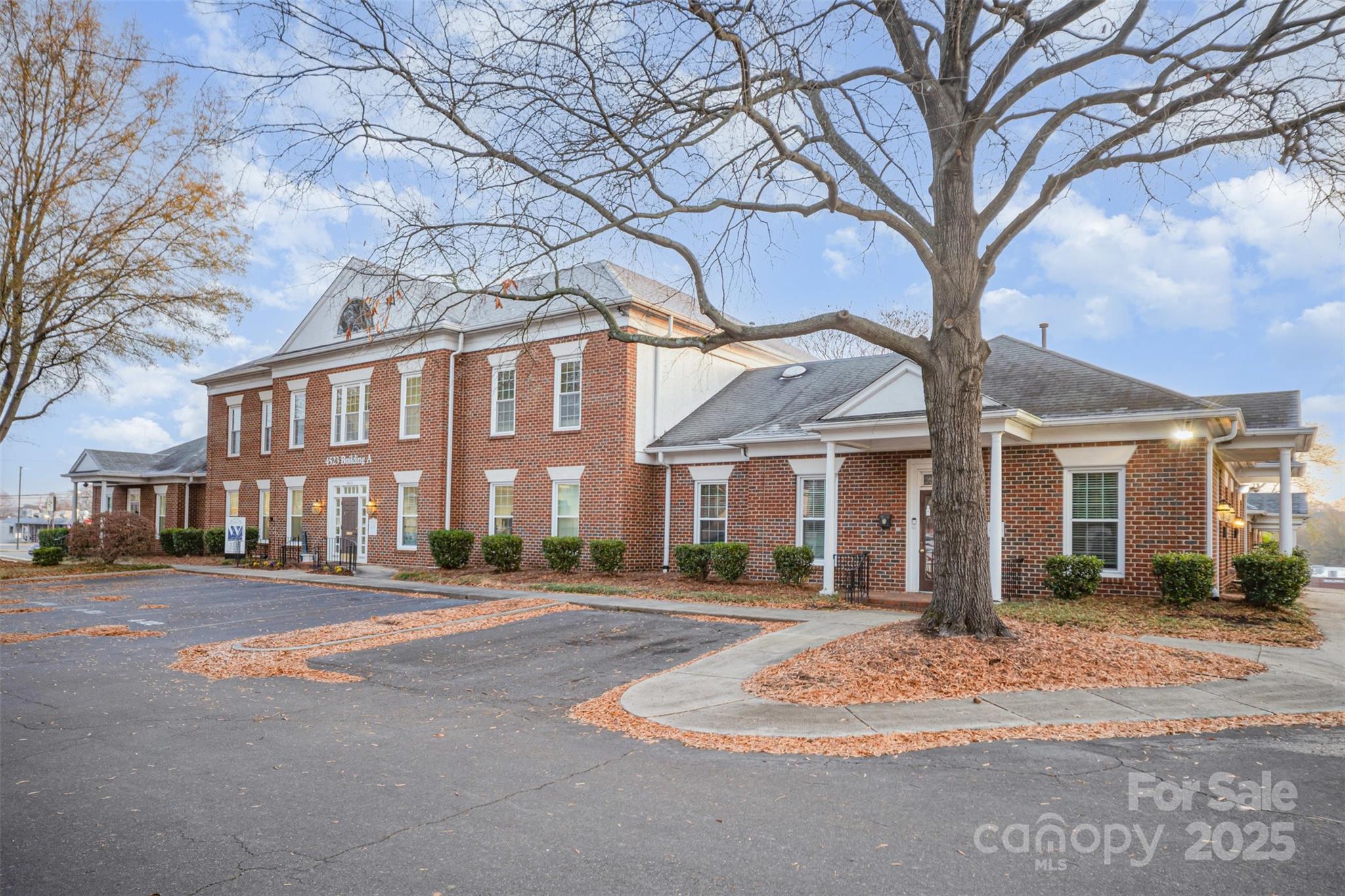 4523 Park Road Charlotte NC 28209