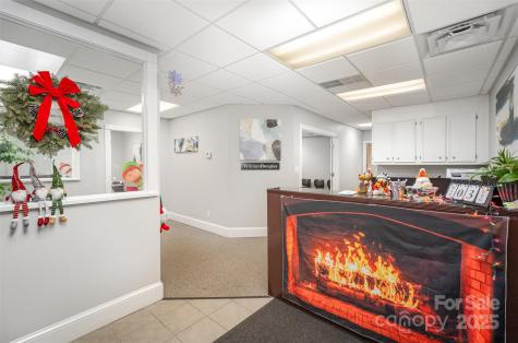 4523 Park Road Charlotte NC 28209