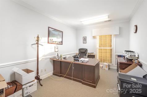 4523 Park Road Charlotte NC 28209
