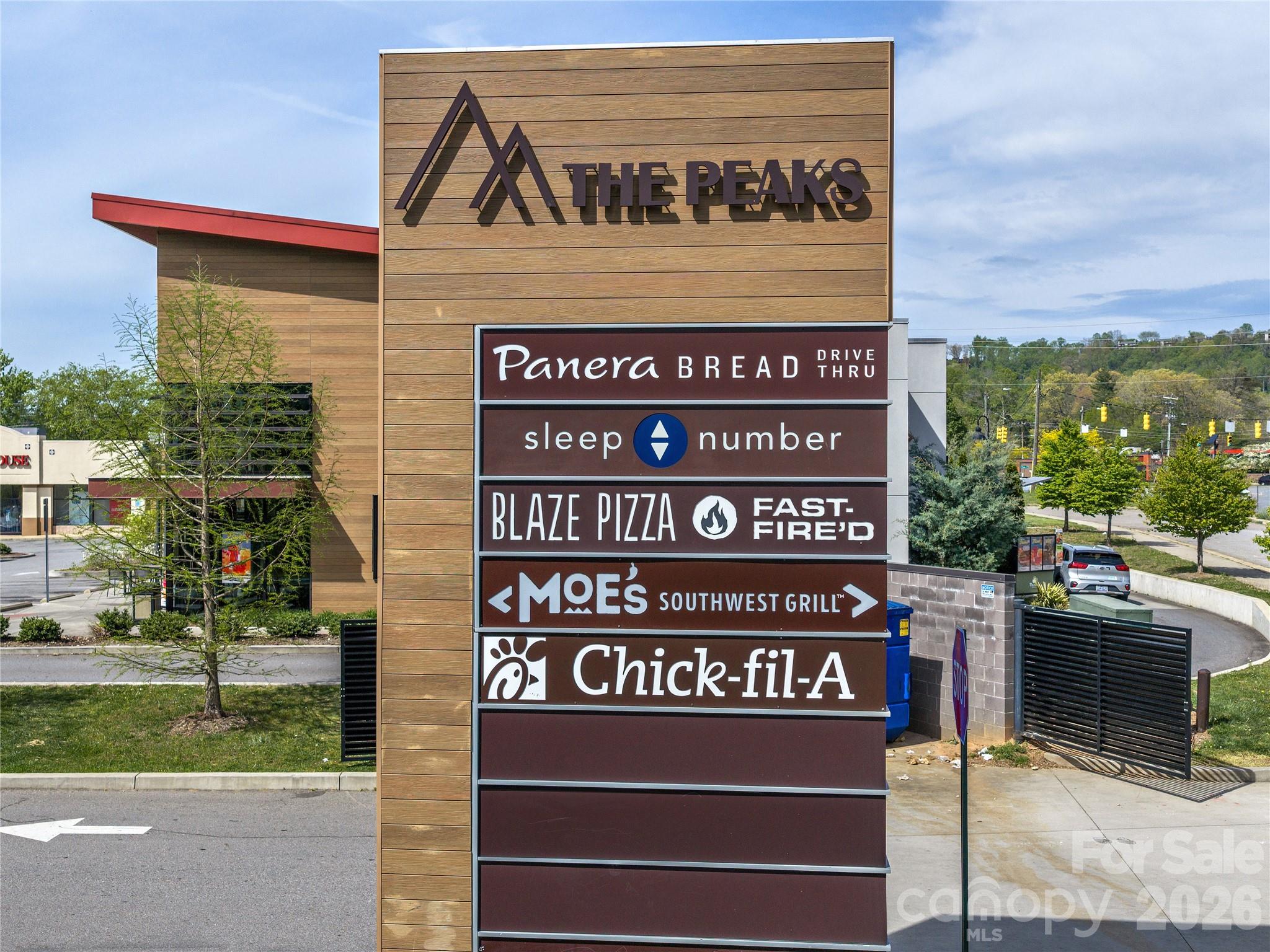 15-40 Peaks Center Lane Asheville NC 28805