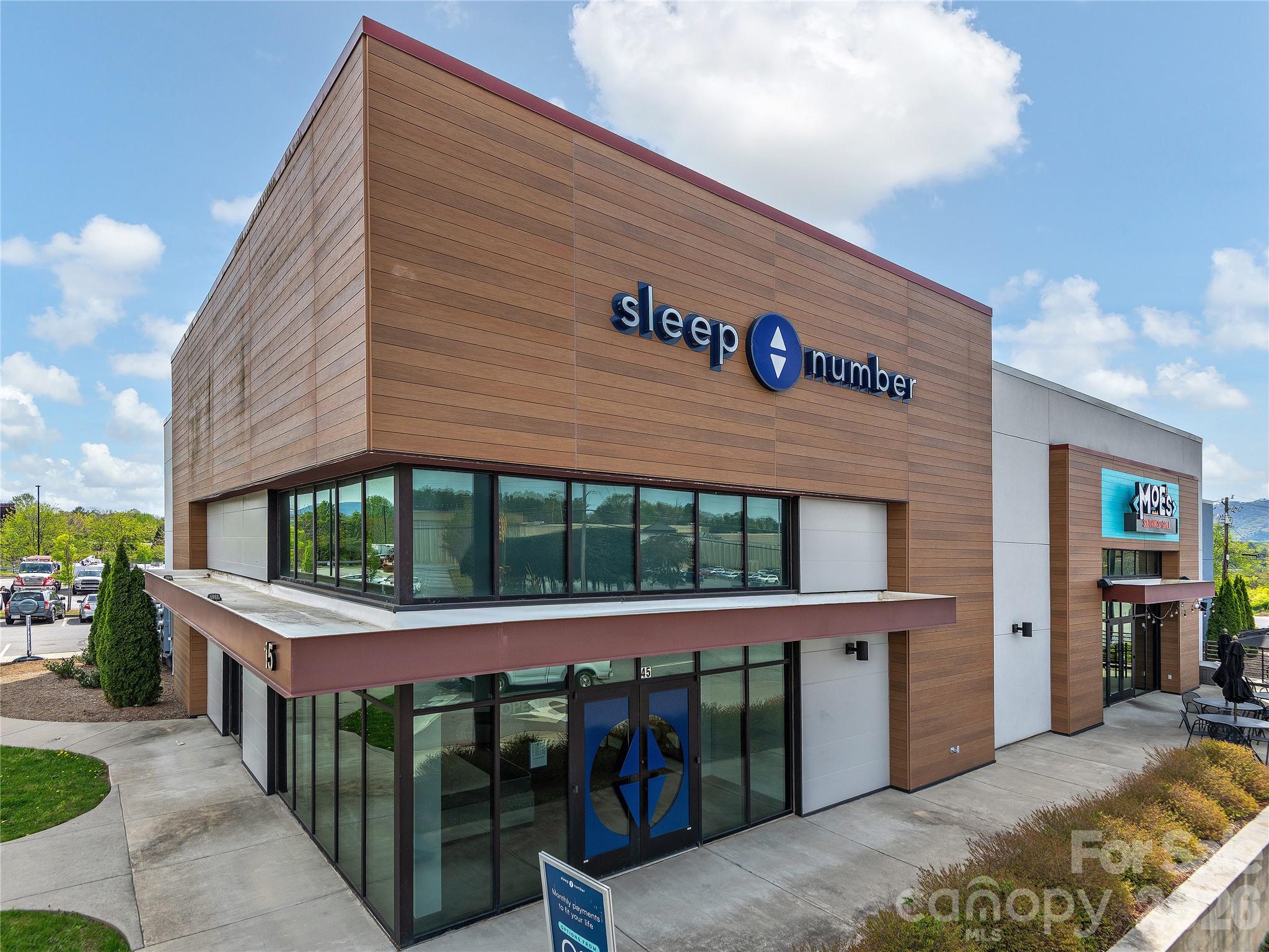15-40 Peaks Center Lane Asheville NC 28805