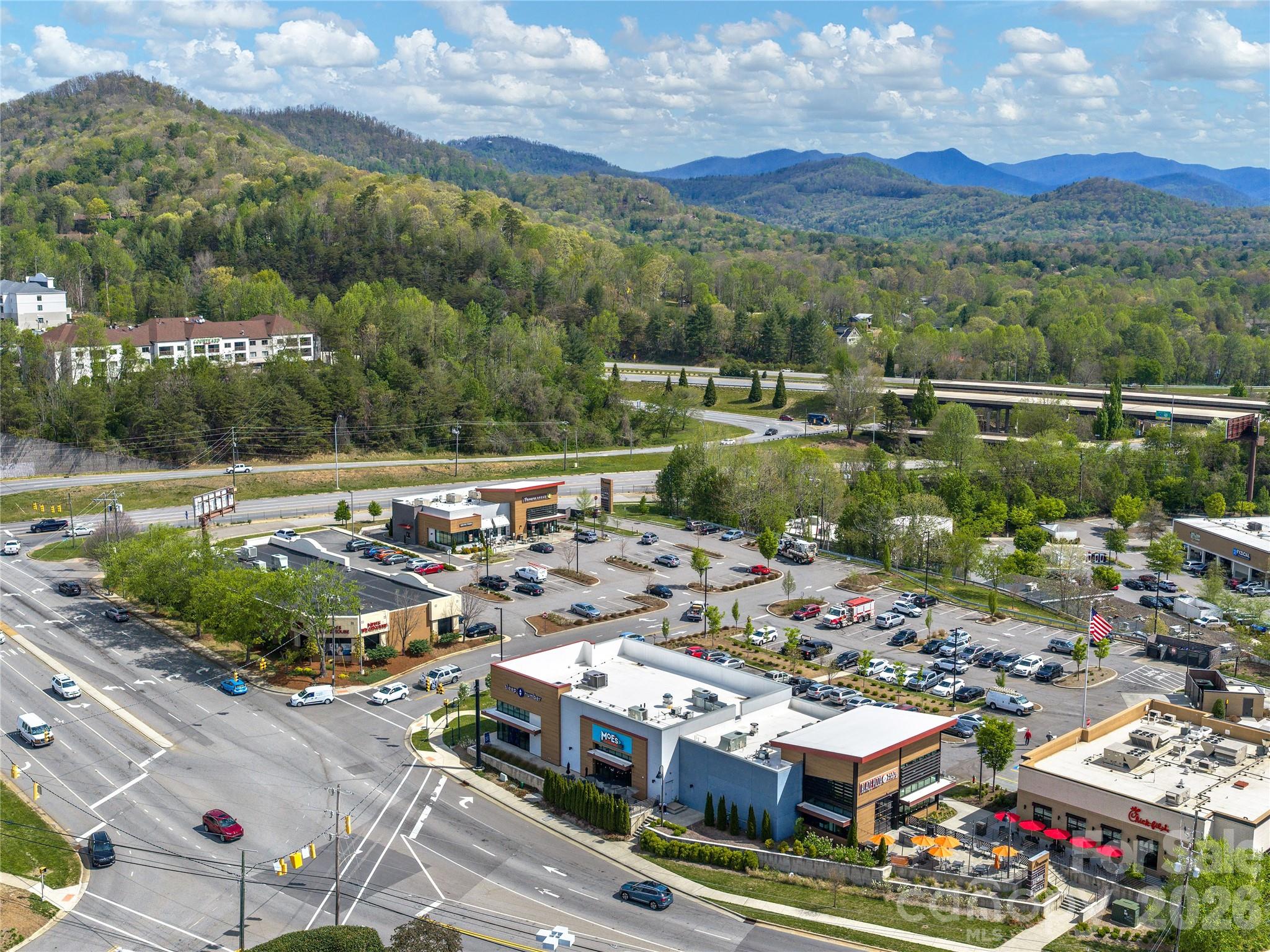 15-40 Peaks Center Lane Asheville NC 28805
