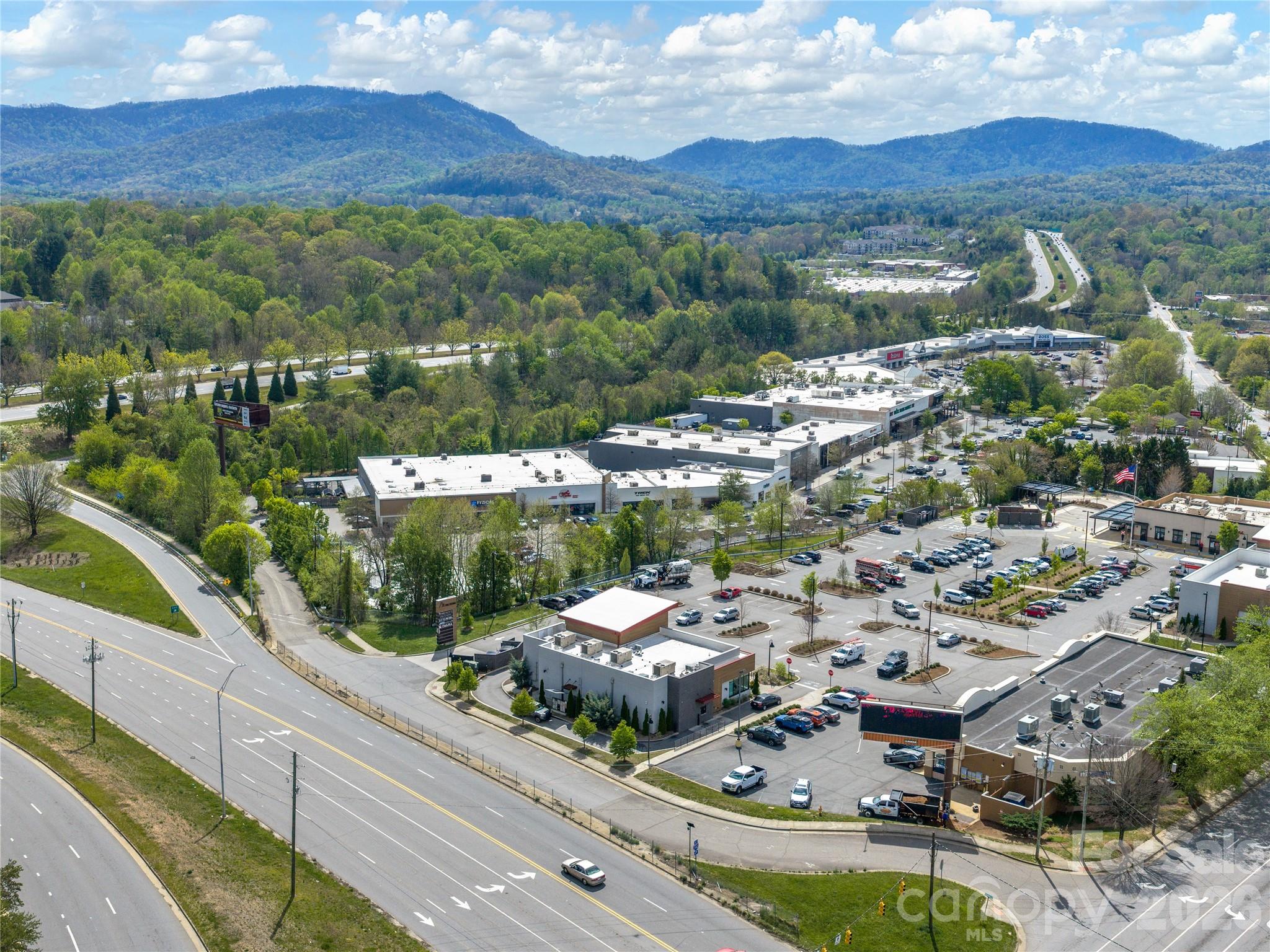 15-40 Peaks Center Lane Asheville NC 28805