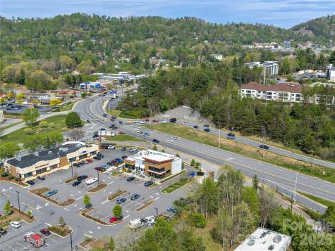 15-40 Peaks Center Lane Asheville NC 28805