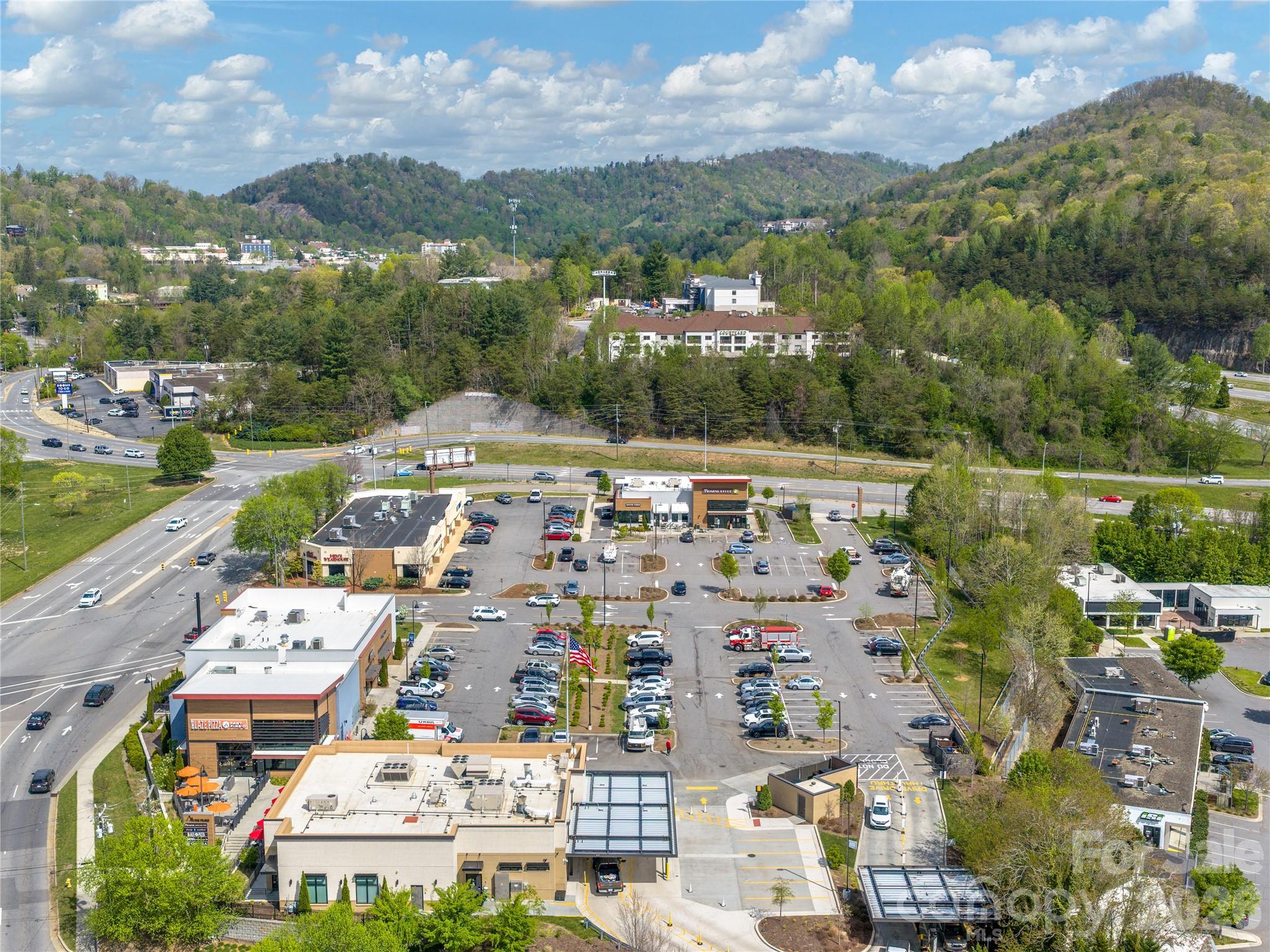 15-40 Peaks Center Lane Asheville NC 28805