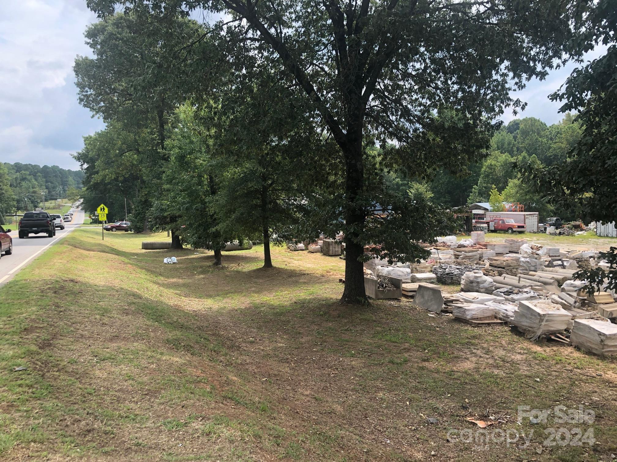 716 Oakridge Farm Highway Mooresville NC 28115