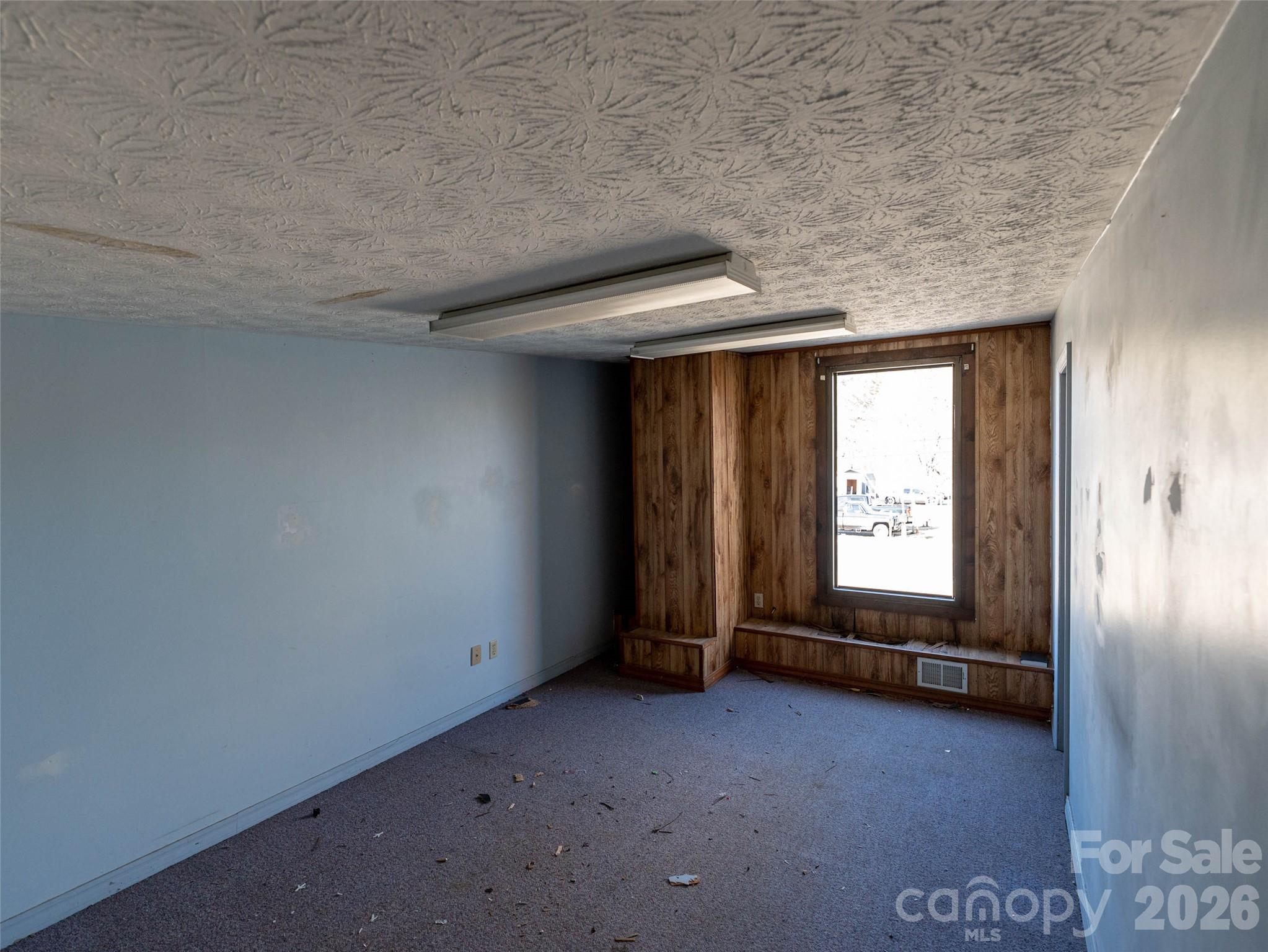 3264 Broad Street Clyde NC 28721