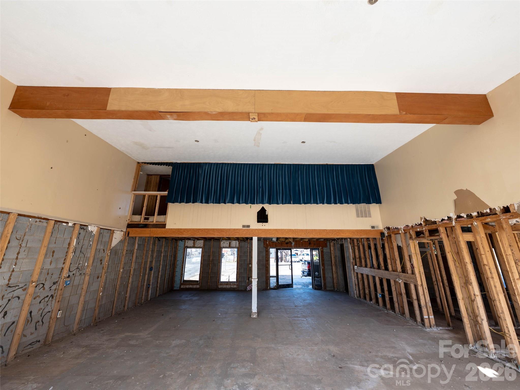 3264 Broad Street Clyde NC 28721
