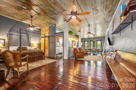 138 E Main Street Forest City NC 28043