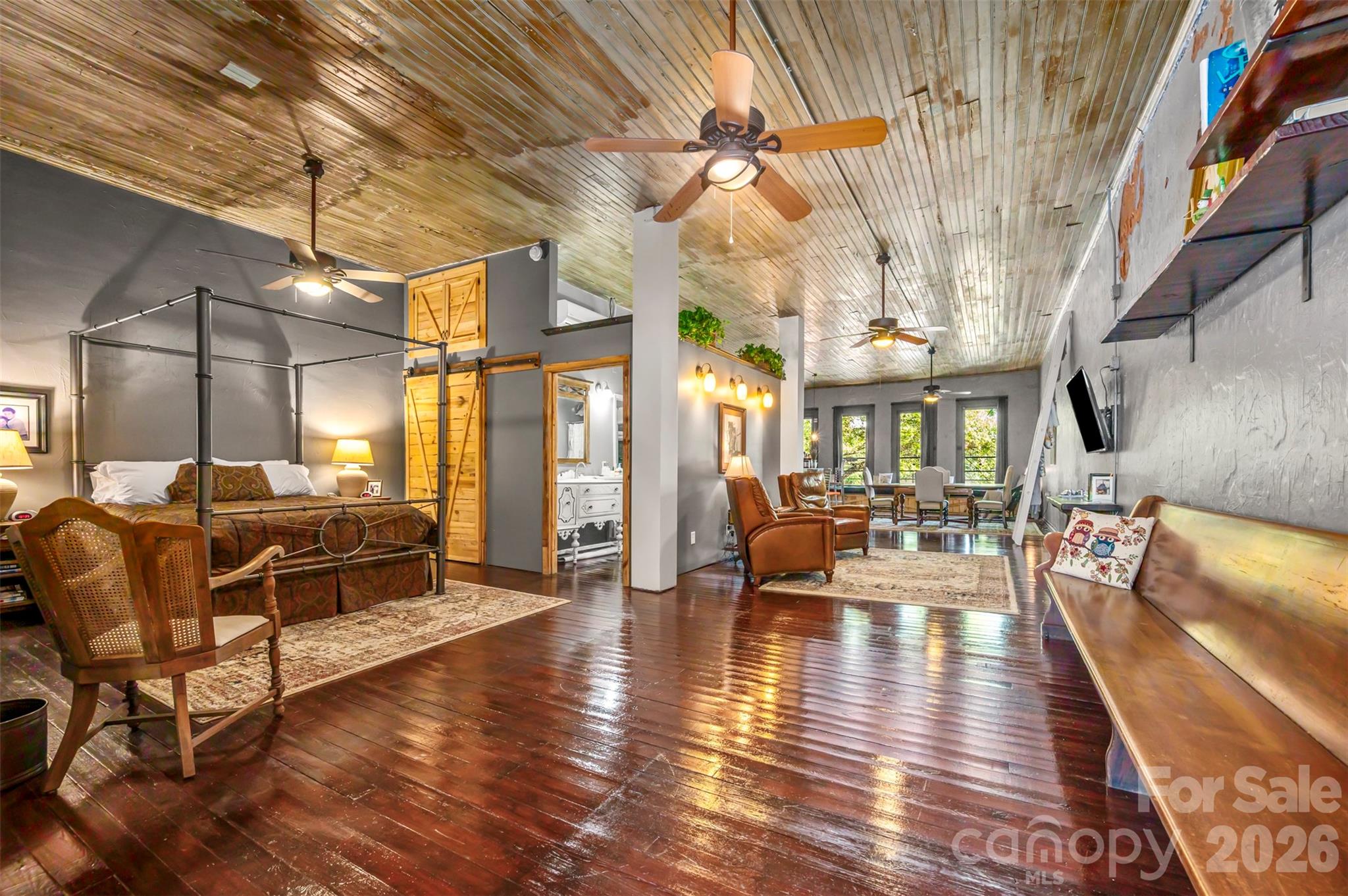 138 E Main Street Forest City NC 28043