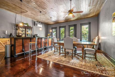 138 E Main Street Forest City NC 28043