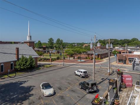 138 E Main Street Forest City NC 28043