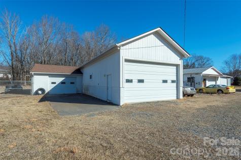 2968 Us 70 Highway Black Mountain NC 28711
