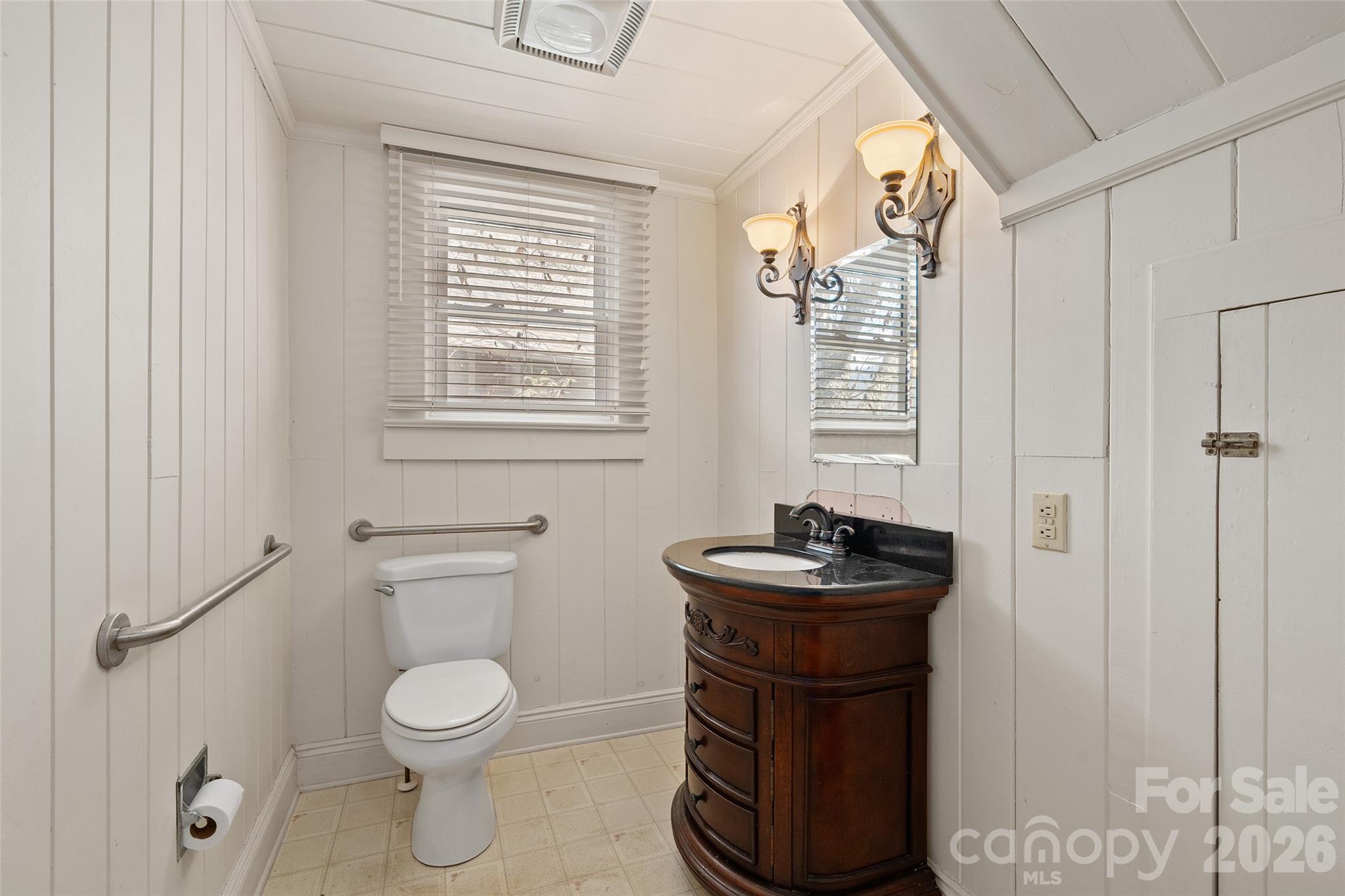 89 Walnut Street Waynesville NC 28786