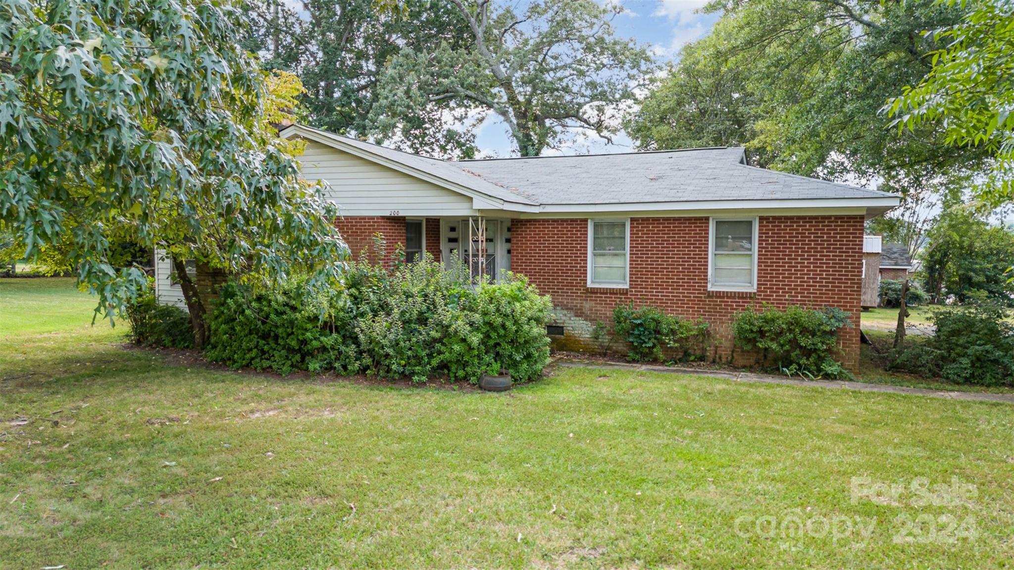 200 & 208 E Matthews Street Matthews NC 28105