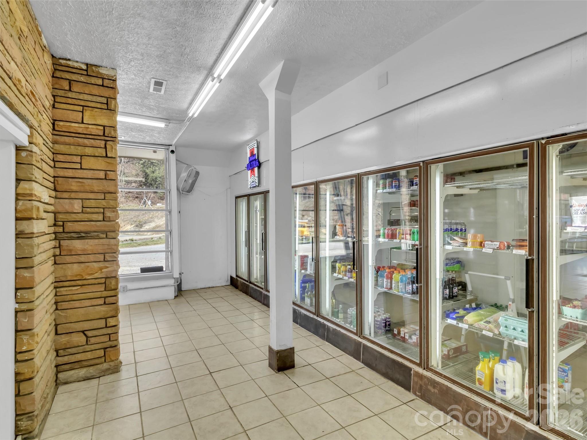 11214 Us 19 Highway N Maggie Valley NC 28751