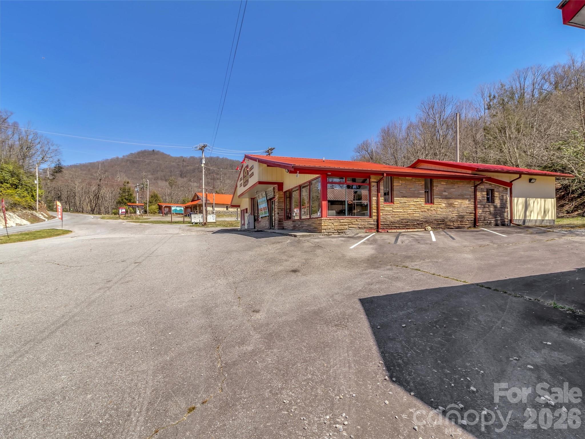 11214 Us 19 Highway N Maggie Valley NC 28751
