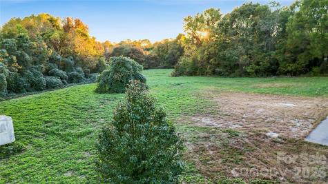 2313 W Front Street Statesville NC 28677