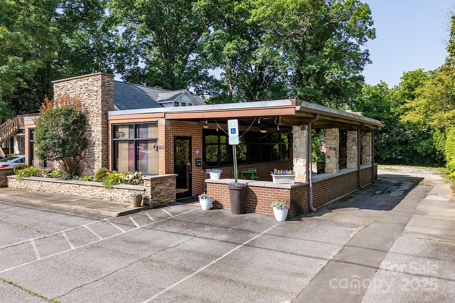 1108 S Main Street Kannapolis NC 28081