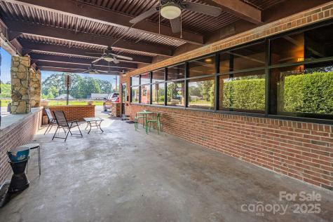 1108 S Main Street Kannapolis NC 28081