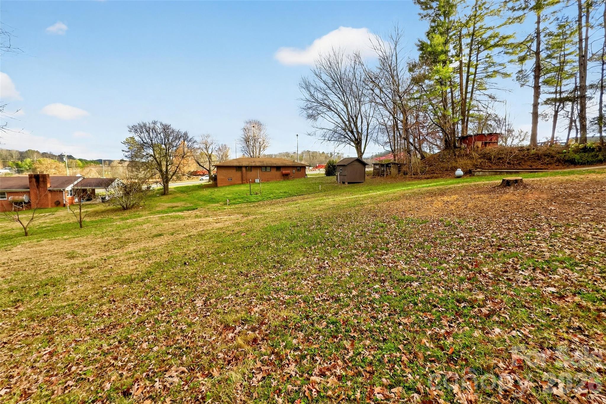 2390 Sugar Hill Road Marion NC 28752
