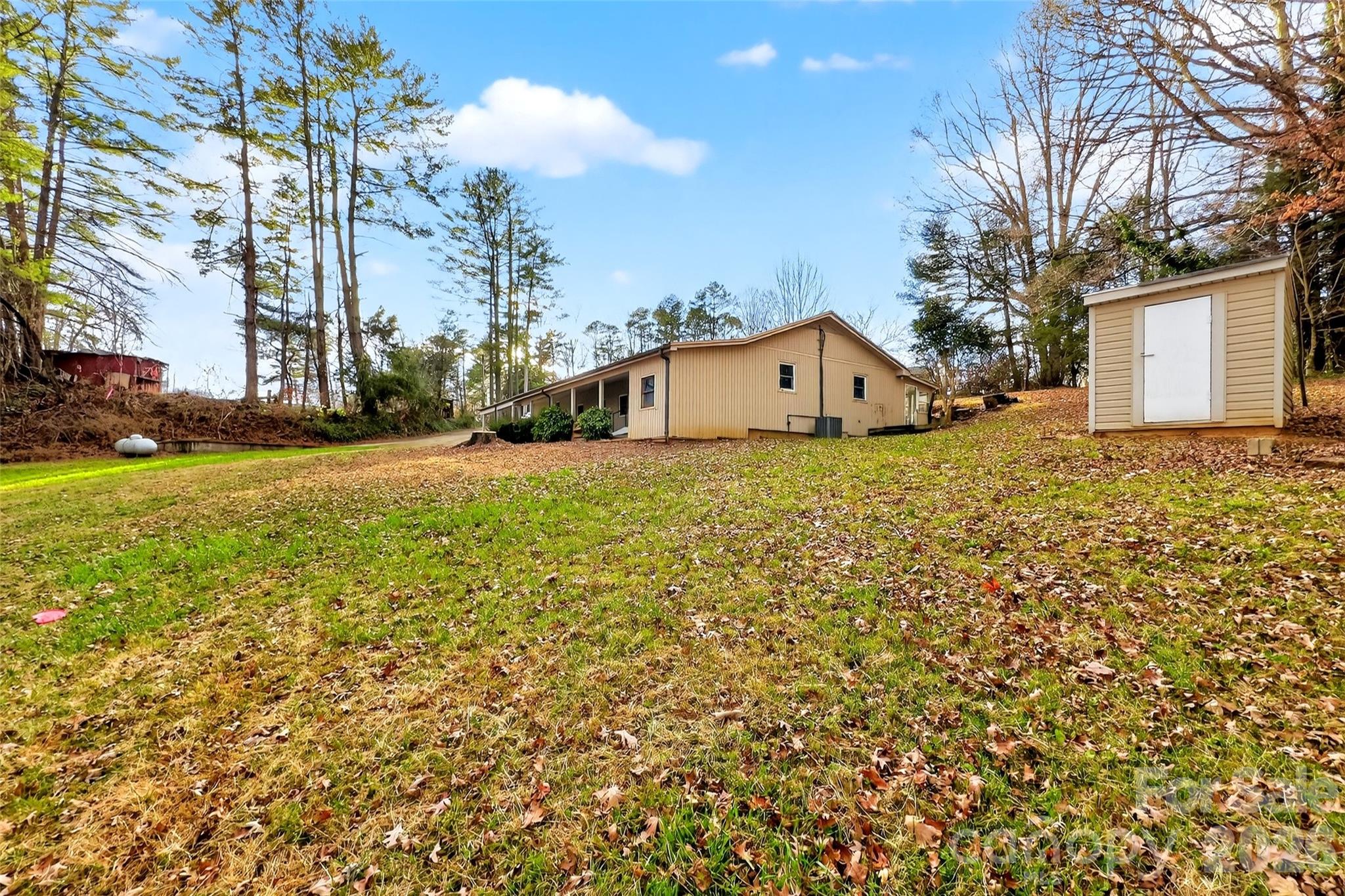 2390 Sugar Hill Road Marion NC 28752