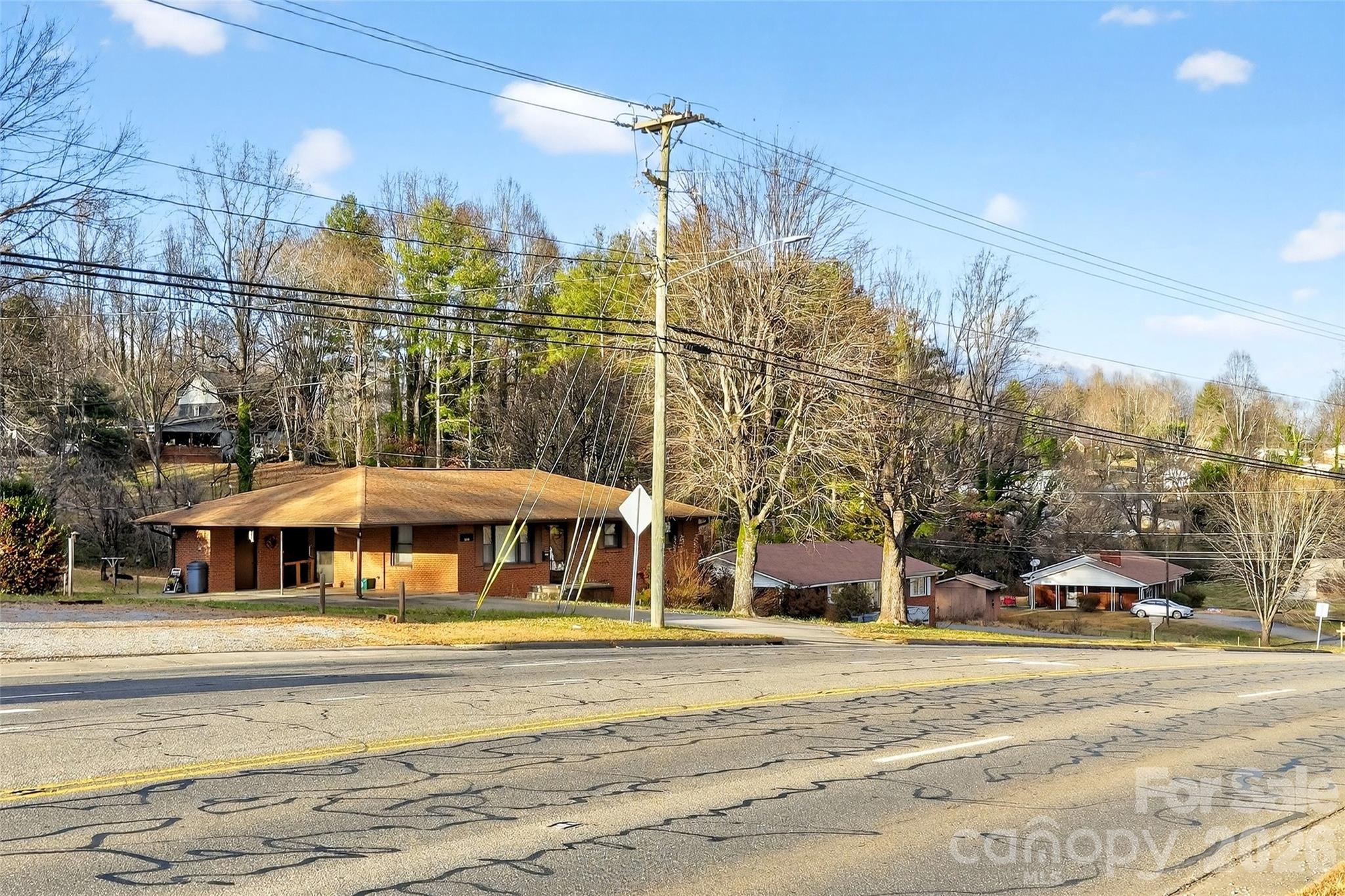 2390 Sugar Hill Road Marion NC 28752