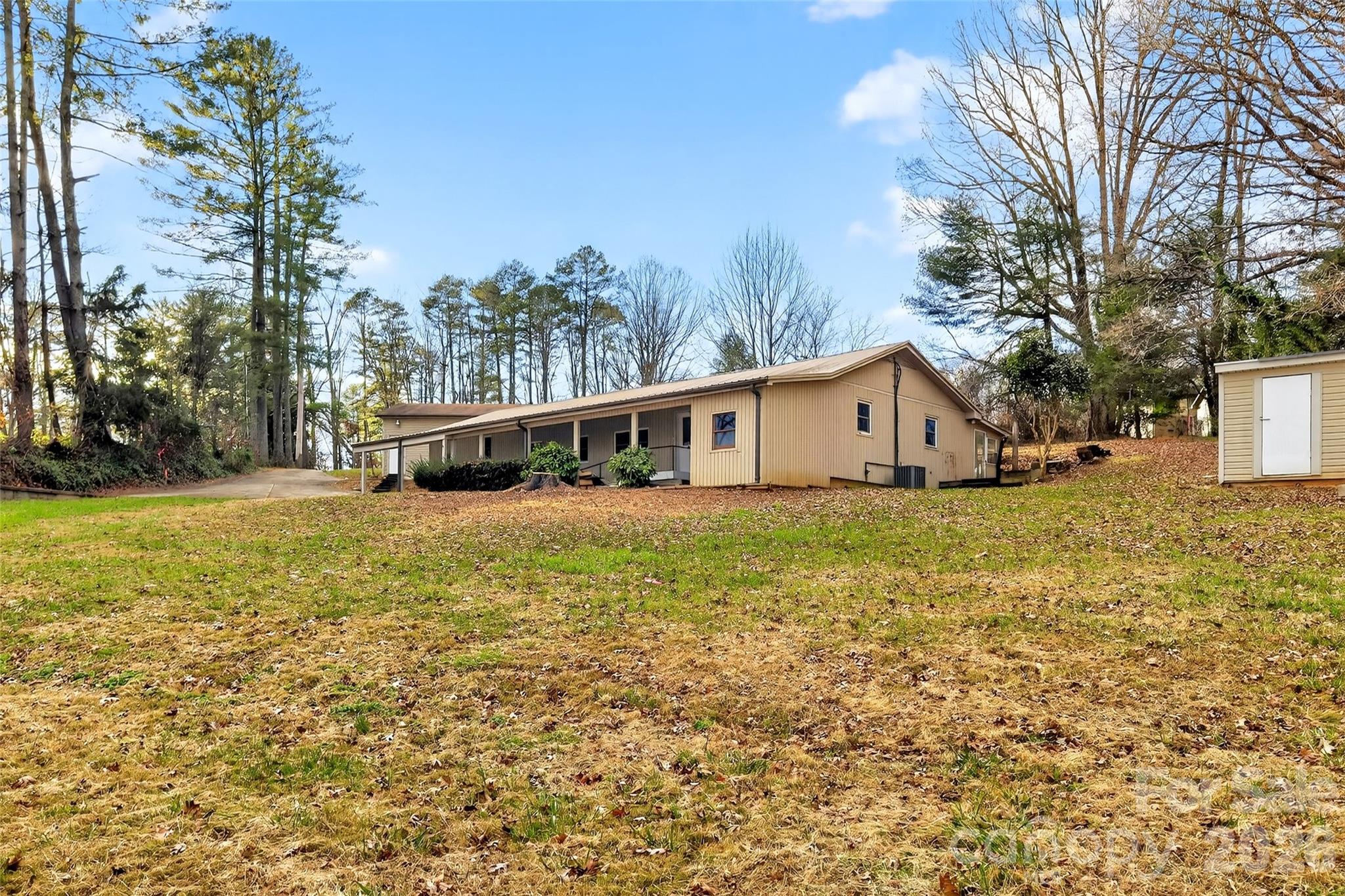 2390 Sugar Hill Road Marion NC 28752