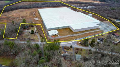 652 Lakeside Lane Mills River NC 28759