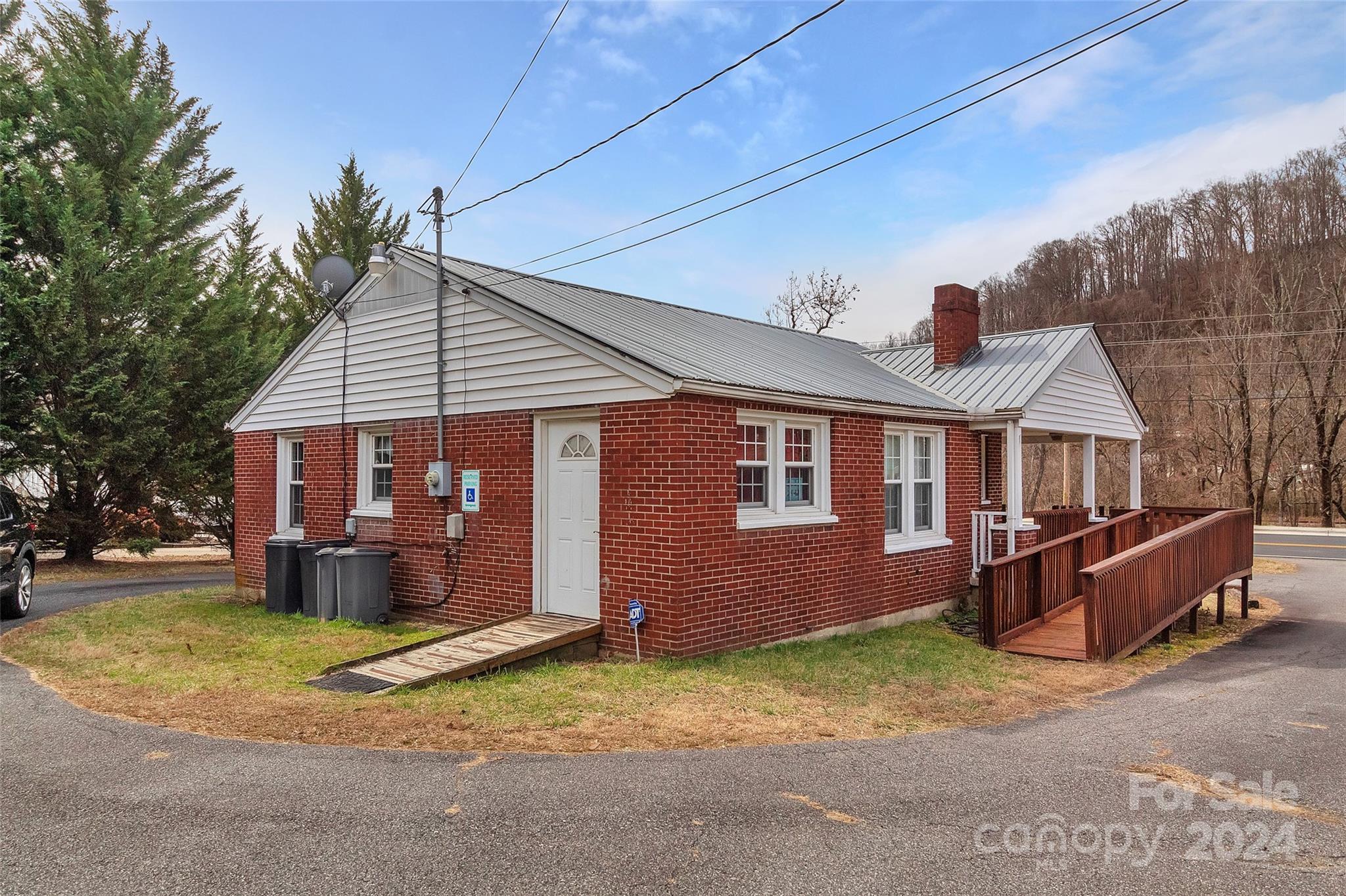 286 Skyland Drive Sylva NC 28779
