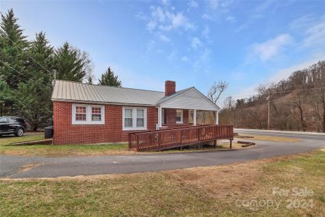 286 Skyland Drive Sylva NC 28779