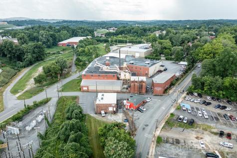 107 Light Street Lenoir NC 28645