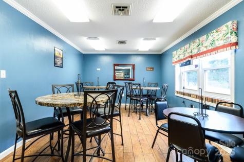 107 Light Street Lenoir NC 28645