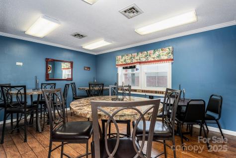 107 Light Street Lenoir NC 28645