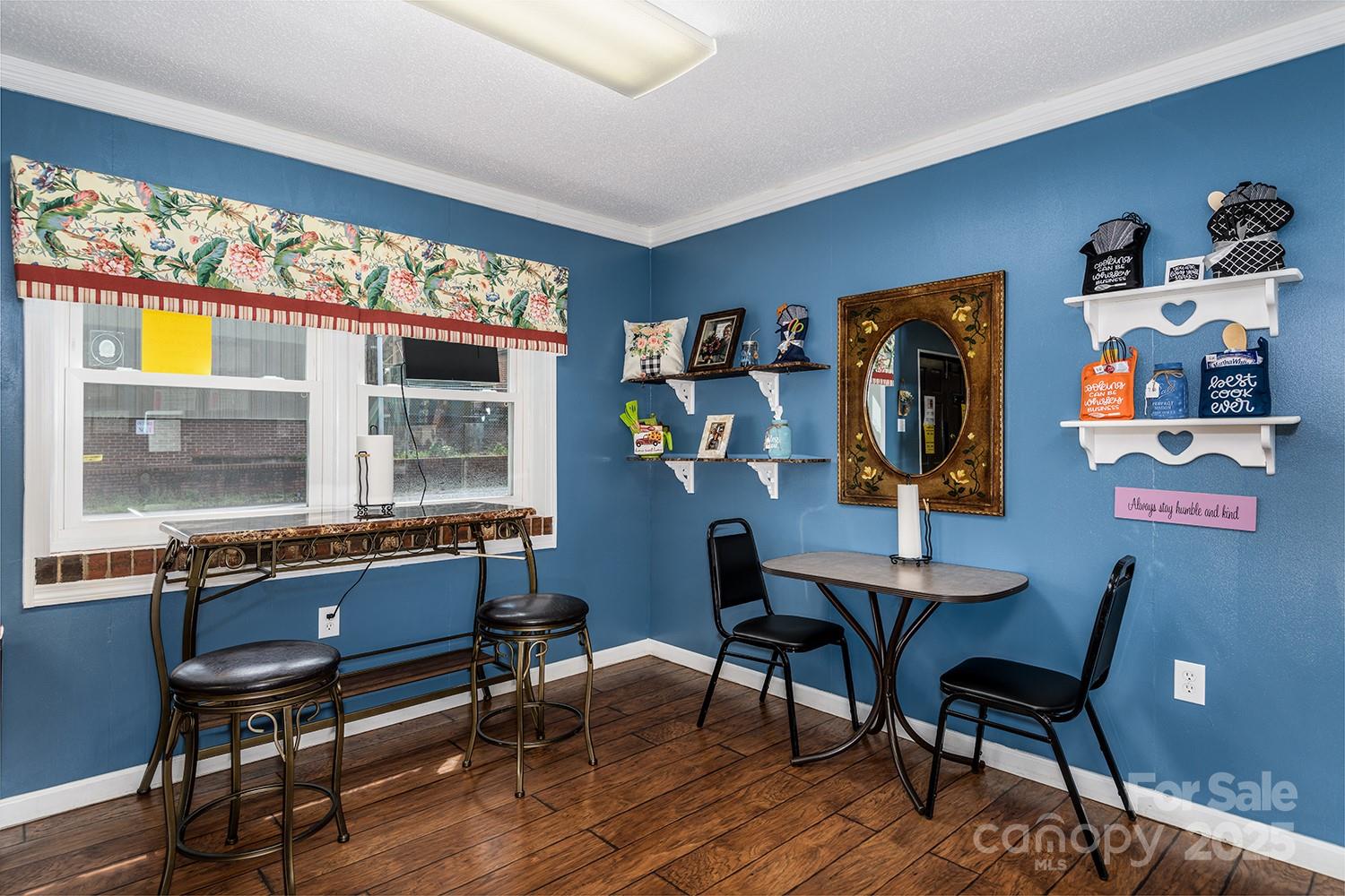 107 Light Street Lenoir NC 28645