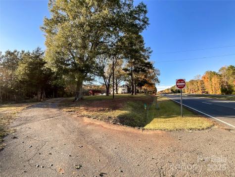 6993 Charlotte Highway Lancaster SC 29707