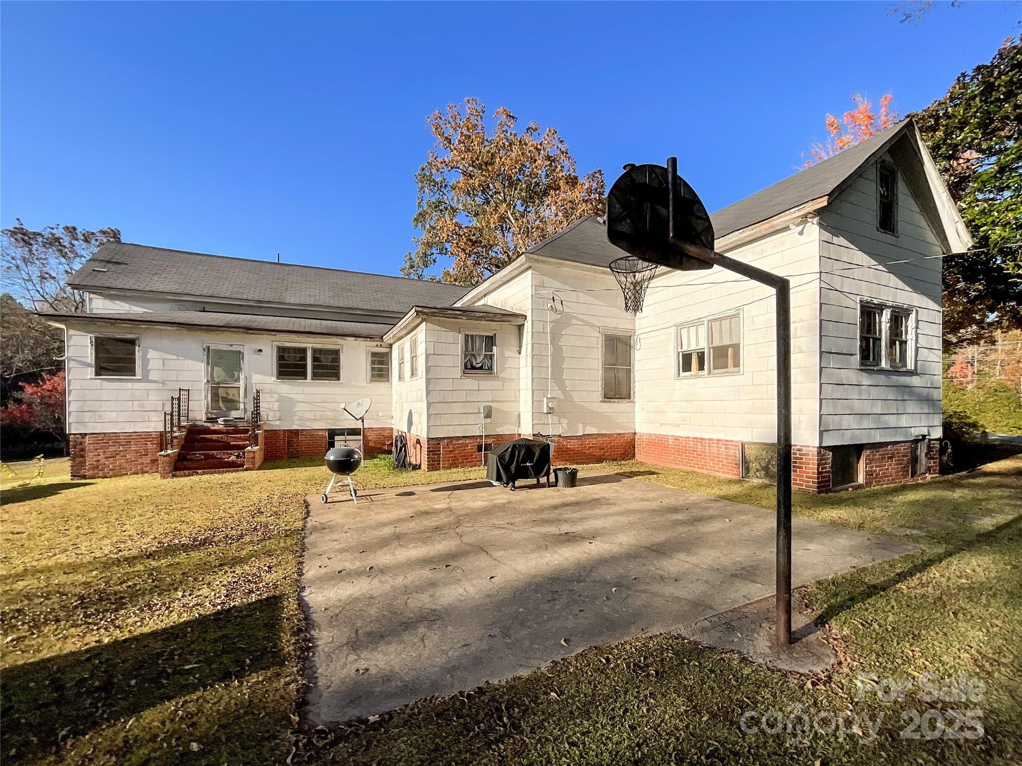 6993 Charlotte Highway Lancaster SC 29707