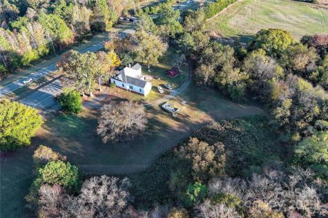 6993 Charlotte Highway Lancaster SC 29707